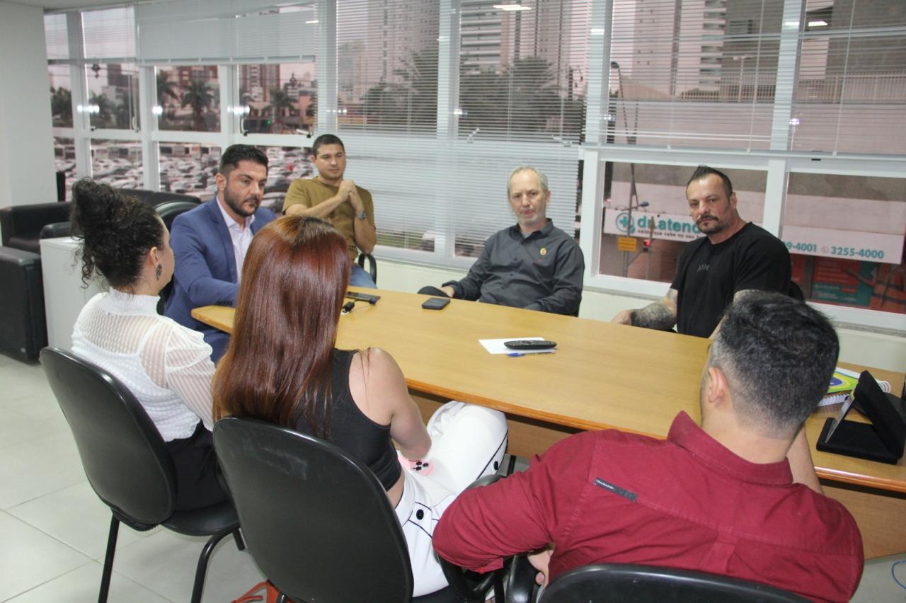 Procon Maringá faz reunião com grupo de personal trainers para adequação ao CDC