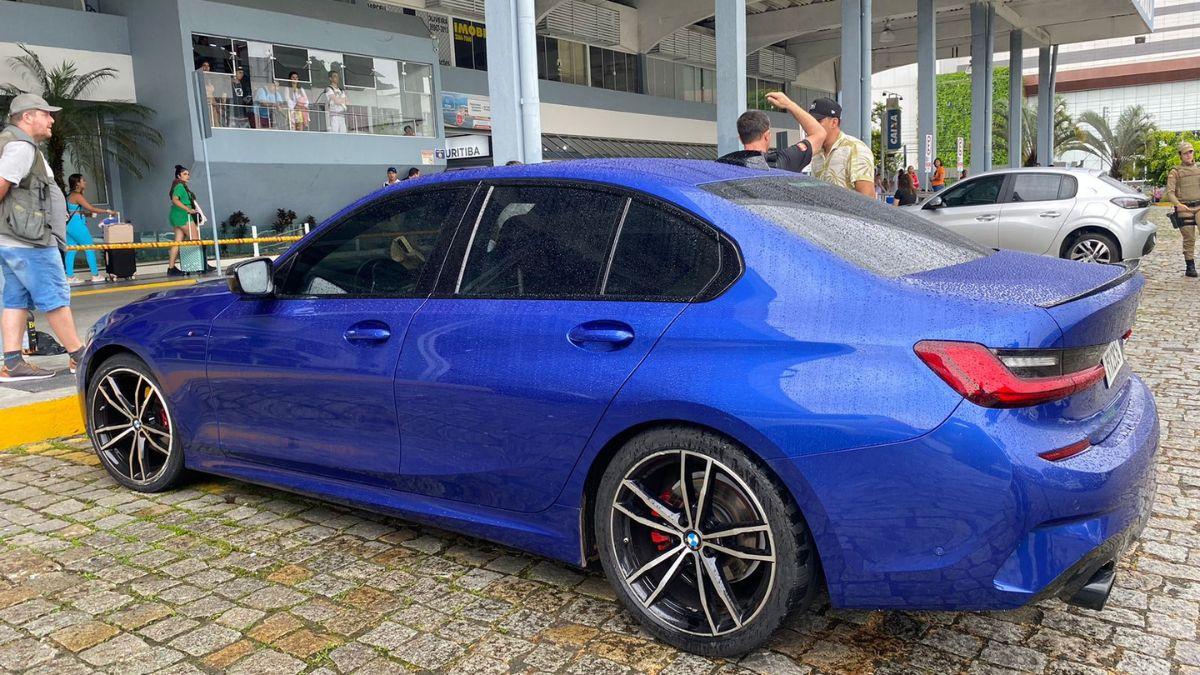 IDENTIFICADOS - Quatro jovens são achados mortos dentro de BMW após Réveillon em Balneário Camboriú em SC