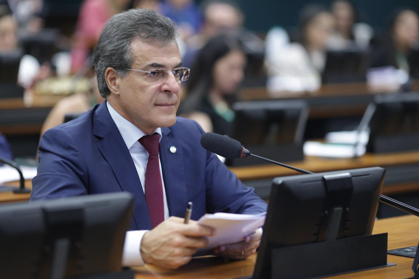 Projeto do Deputado Federal Beto Richa beneficia mais de 18 milhões de pessoas com deficiência