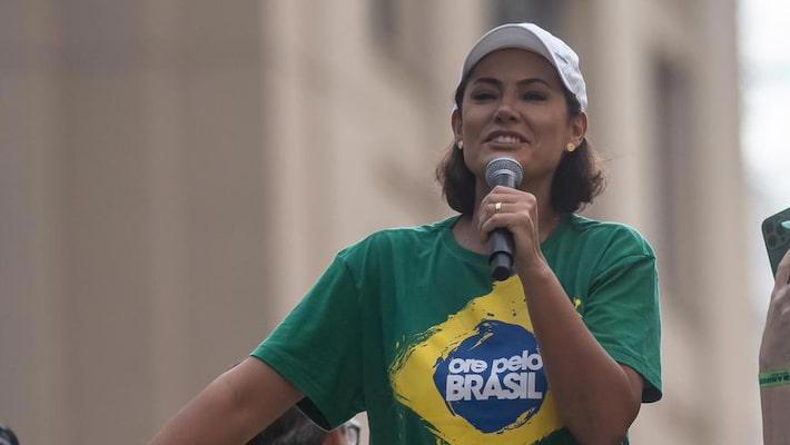 Justiça de SP impede homenagem para Michelle Bolsonaro no Teatro Municipal