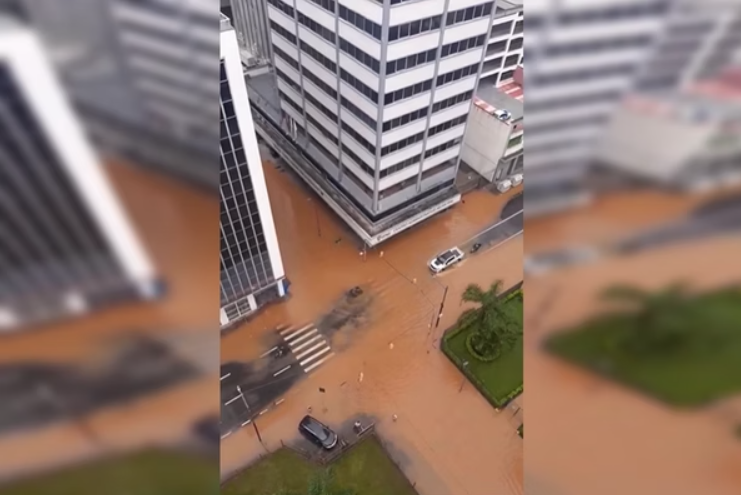 CHUVAS no RS: Já são 37 mortes confirmadas e de acordo com a Defesa Civil, 74 seguem desaparecidas