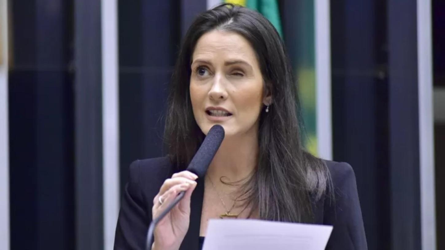 Morre em São Paulo a Deputada Federal Amália Barros aos 39 anos