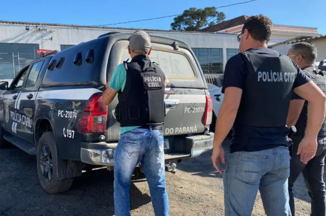 Polícia Civil e Polícia Militar cumprem 19 mandados contra grupo ligado a homicídios no Paraná