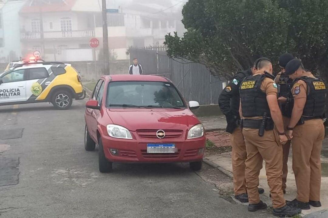 Três jovens são assassinados dentro de casa, no bairro Fany no início da manhã desta quarta (22) em Curitiba