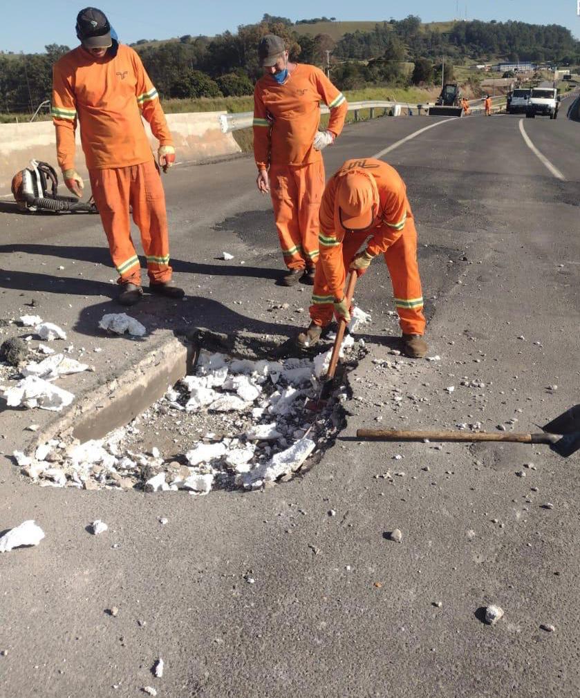 EPR Litoral Pioneiro realiza fechamento emergencial em trecho da PR-092