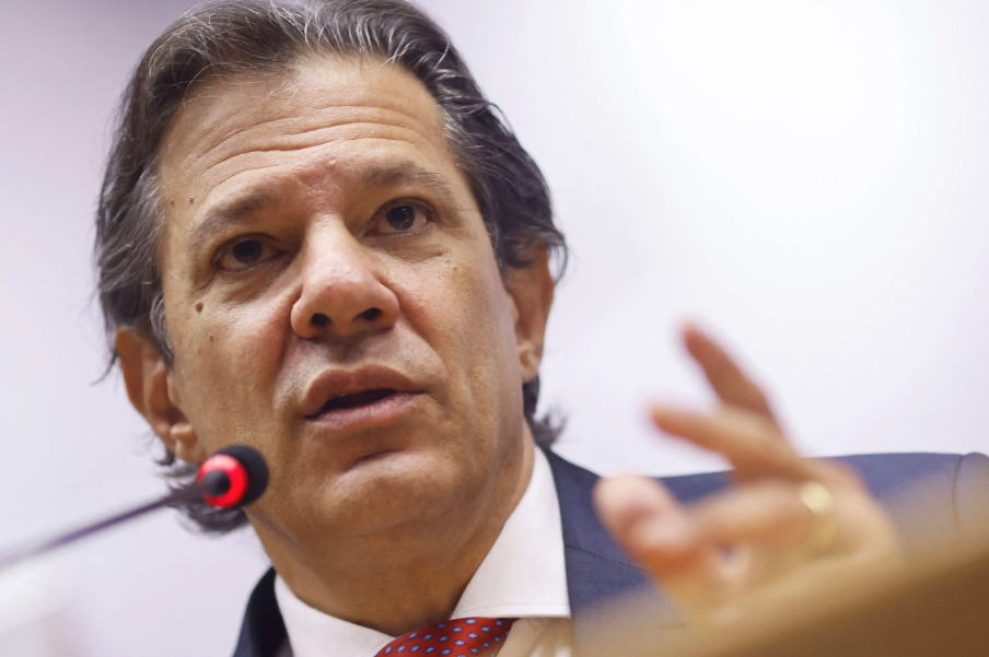 Haddad diz que declaração de Lula sobre não cumprimento de meta fiscal está fora de contexto