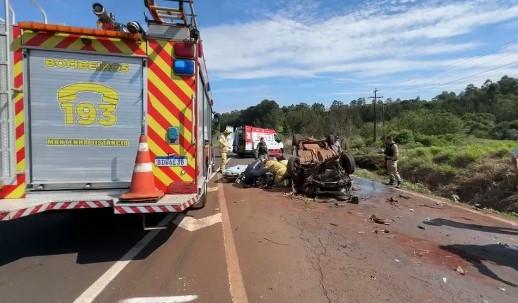 Acidente gravíssimo em Cascavel carro capota às margens da BR-163 em Cascavel