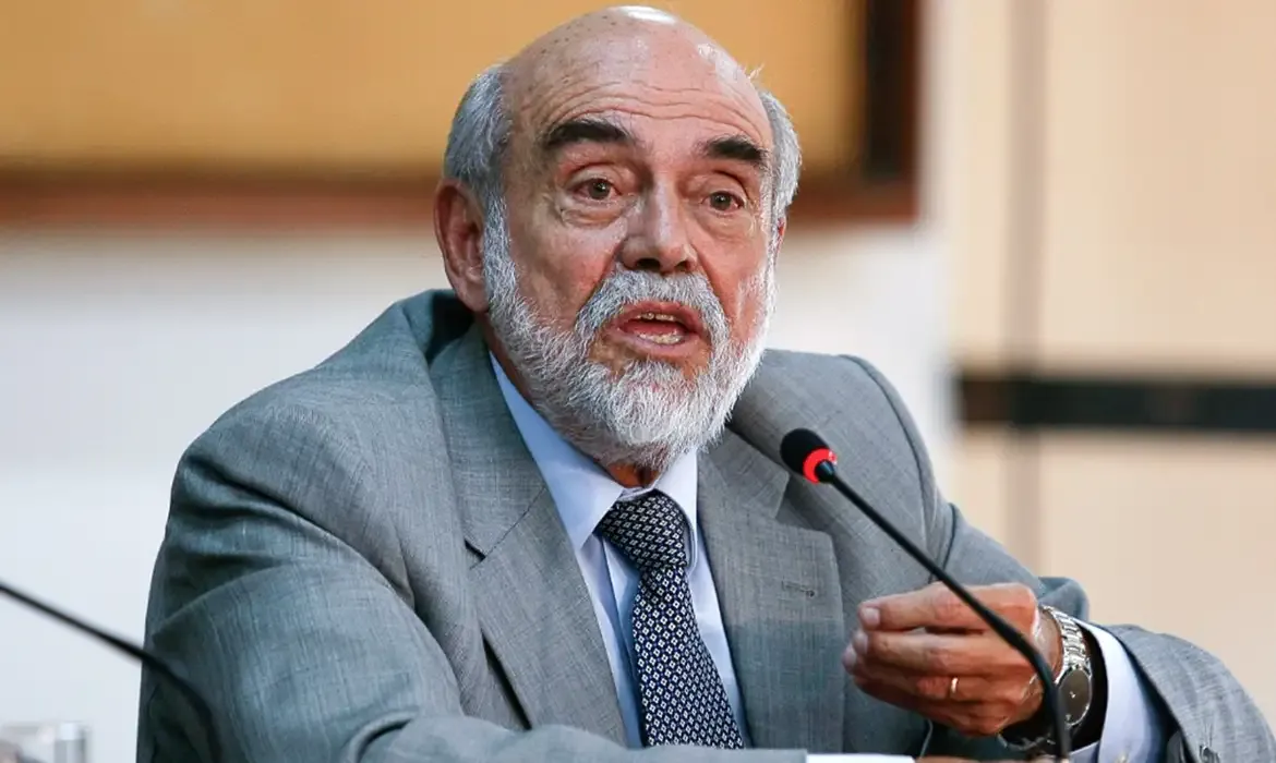 Morre advogado que pediu e assinou o impeachment de Fernando Collor, Marcello Lavenère