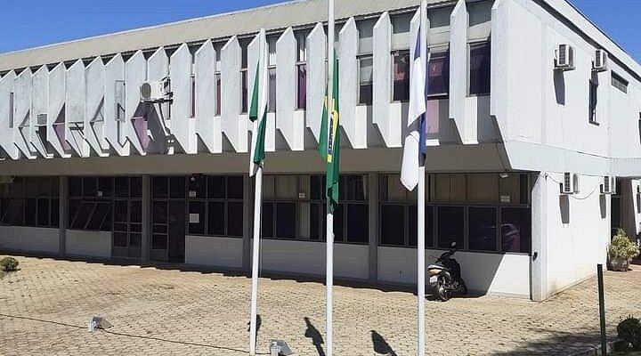 ATENÇÃO: Concurso no Paraná tem 10 vagas e salários de até R$ 20,9 mil