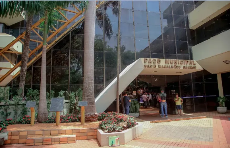 Confira o funcionamento dos serviços municipais em Maringá durante o feriado de Corpus Christi