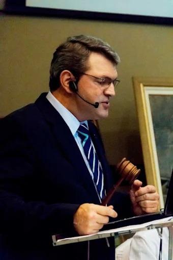 LEILOEIRO DO PARANA REALIZA UM DOS MAIORES LEILÕES DE IMÓVEIS DO ANO NO BRASIL