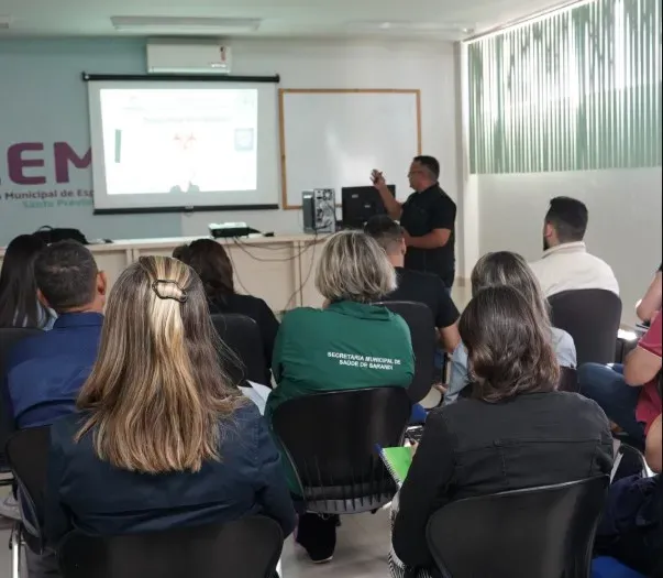 Treinamento de segurança do trabalho reúne chefias da Saúde em Sarandi