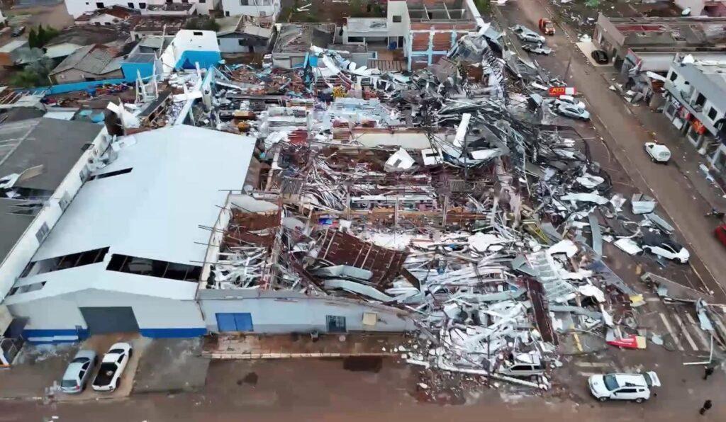 Tragédia Sem Precedentes: Tornado F3 Mata Seis, Deixa Centenas de Feridos e um Cenário de Destruição no Paraná