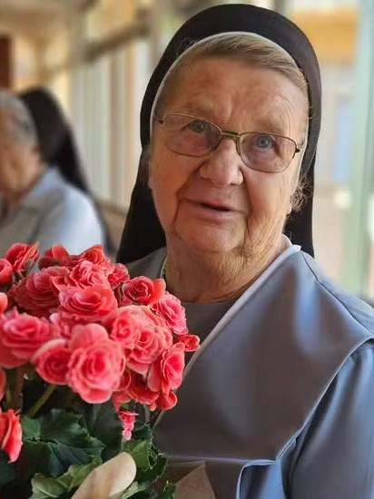 CHOQUE E REVOLTA: Freira de 82 anos é morta após homem invadir convento no Paraná