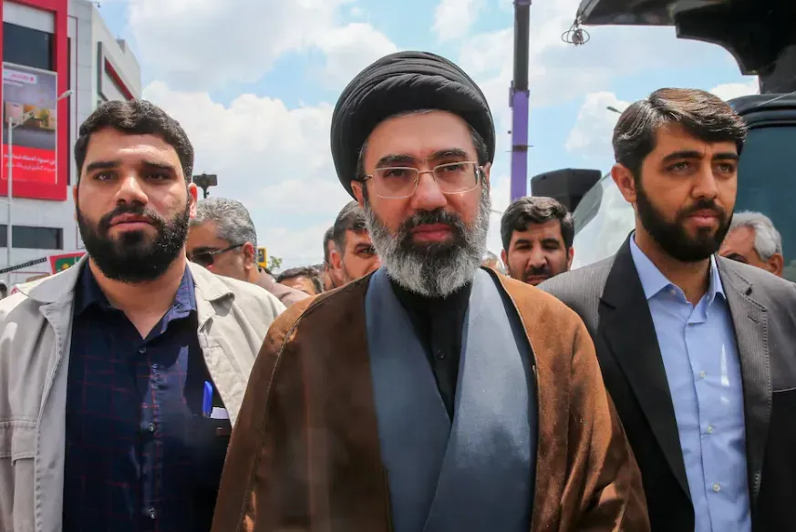 ONDE ESTÁ MOJTABA KHAMENEI? Reuters revela que novo Líder Supremo do Irã foi ferido em ataque que matou seu pai