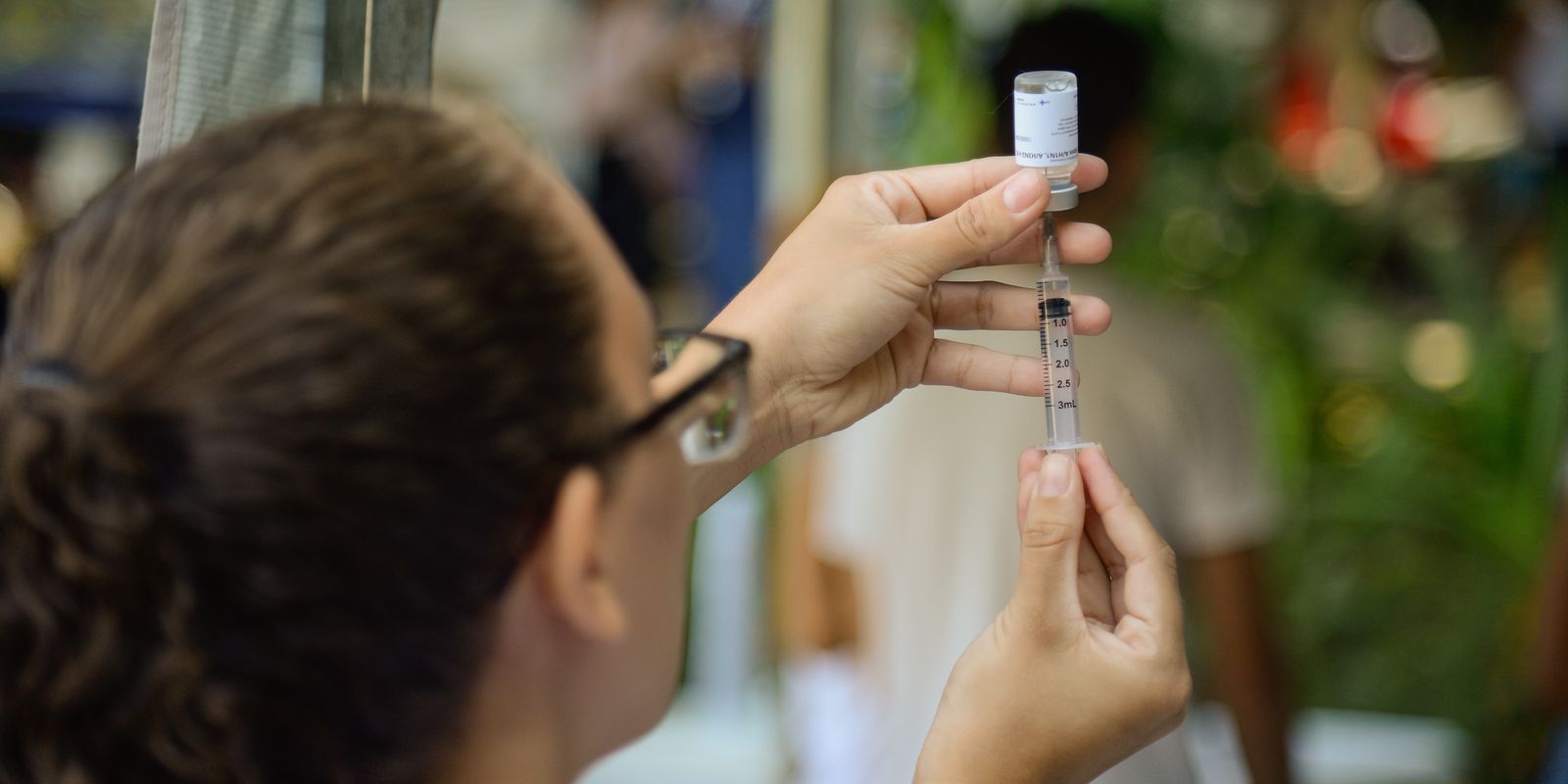 Campanha nacional de vacinação contra a gripe inicia neste sábado