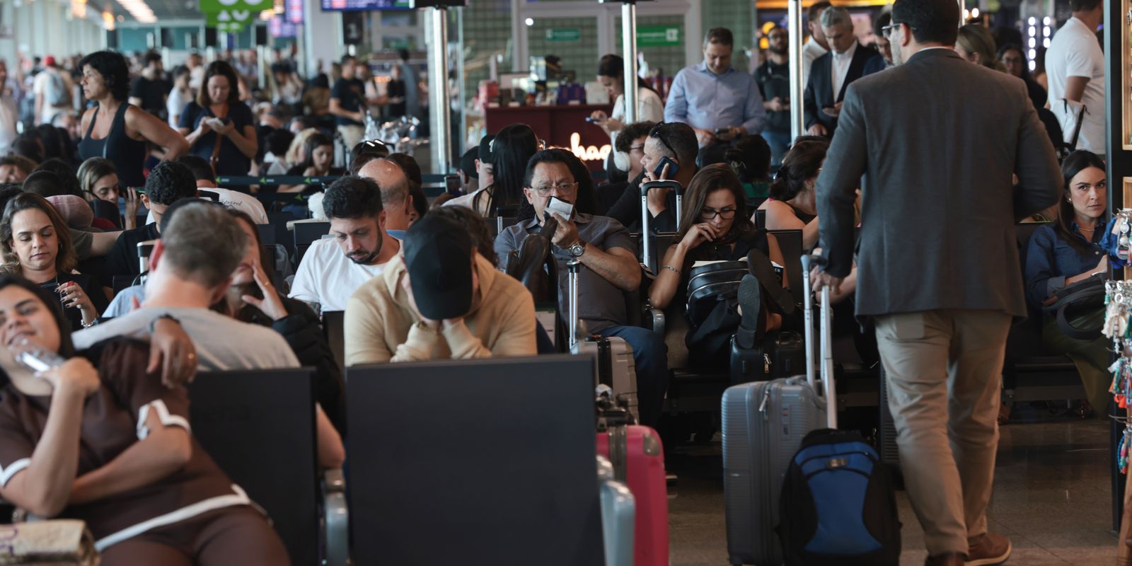 Aeroporto de Congonhas estenderá horário de funcionamento após falha técnica