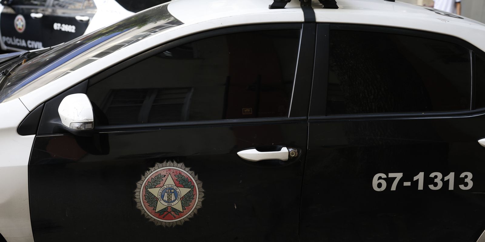 Casal é detido com anabolizantes e canetas emagrecedoras ilegais do Paraguai