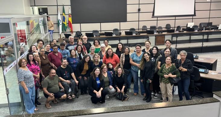 Majô promove encontro para fortalecer feiras de artesanato e incentivar economia criativa em Maringá