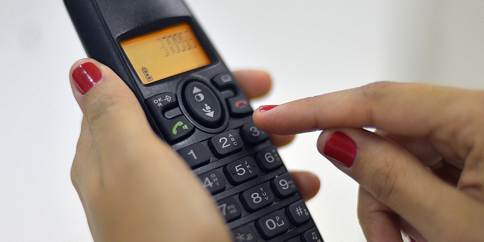 Venda da telefonia fixa da Oi é aprovada por R$ 60 milhões