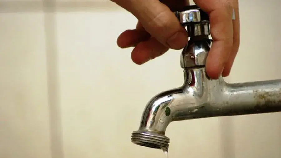 Falta de água atinge 35 bairros de Curitiba e região metropolitana