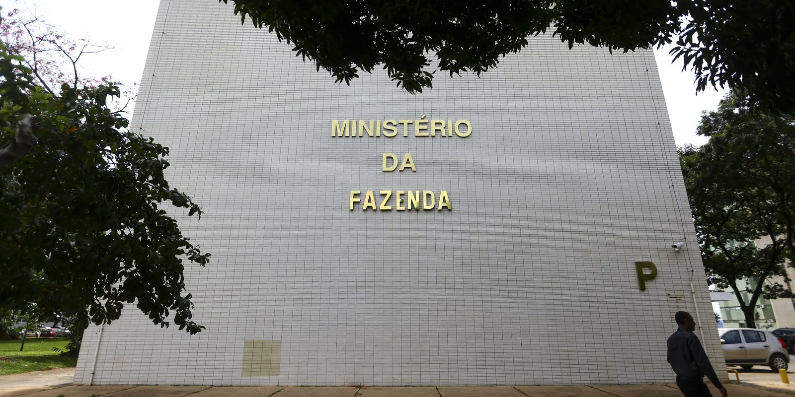 Ministério da Fazenda alerta sobre golpe com site falso do Novo Desenrola Brasil