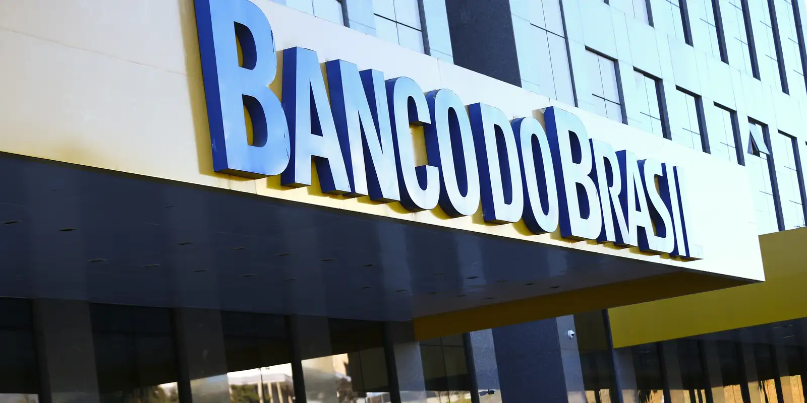 Lucro do Banco do Brasil despenca 54% com alta da inadimplência no agro