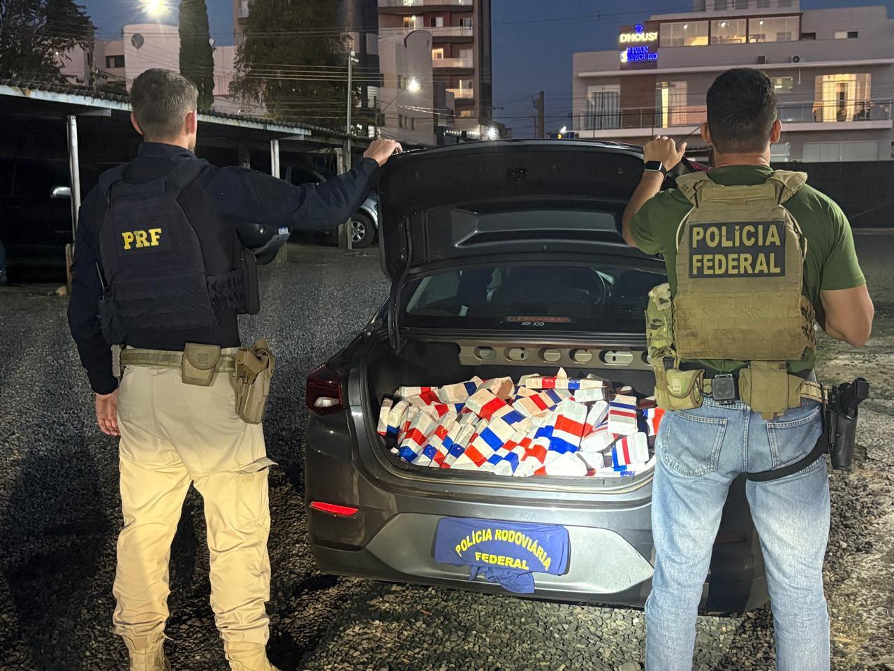 PRF e PF apreendem 150 quilos de maconha em Irati (PR)