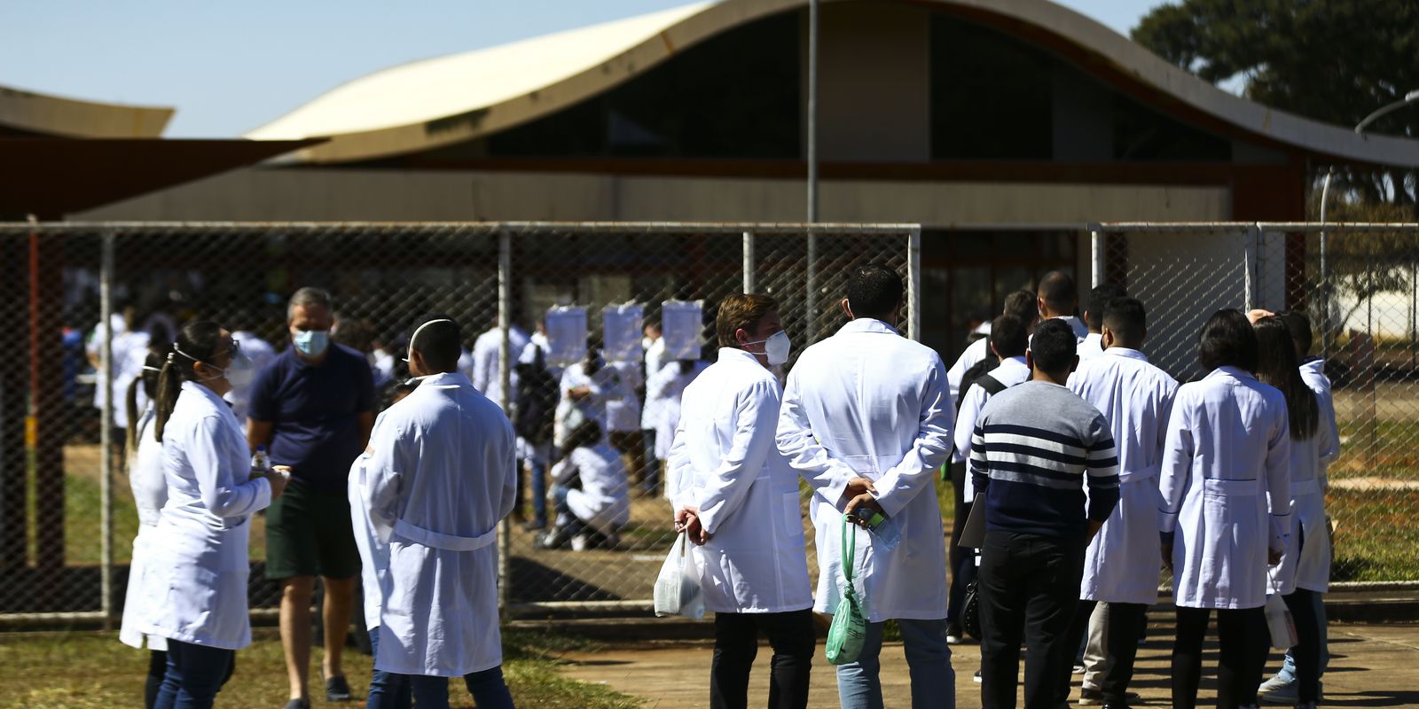 Segunda etapa do Revalida para diplomas médicos acontece neste fim de semana