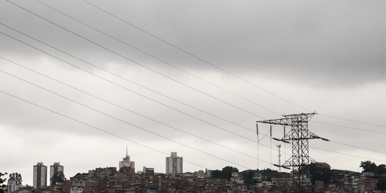 Defesa Civil de São Paulo alerta para temporais, chuvas e queda de temperatura