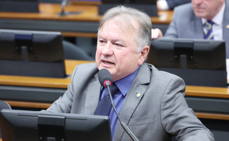 Comissão da Câmara aprova inclusão de aluguel social no Minha Casa, Minha Vida
