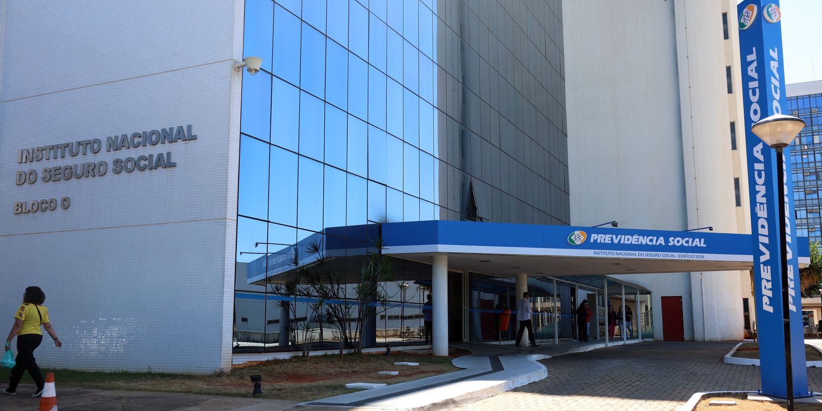 Prazo final para contestar descontos indevidos do INSS termina neste sábado
