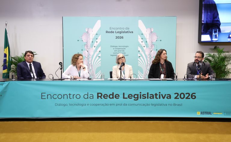 Rede Legislativa de Rádio planeja expansão com novas emissoras e tecnologias
