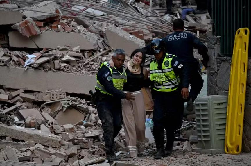 Terremoto na Venezuela: Mortos sobem para 188 e há centenas de presos entre os escombros