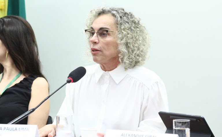Comissão da Câmara aprova política nacional de saúde para estudantes