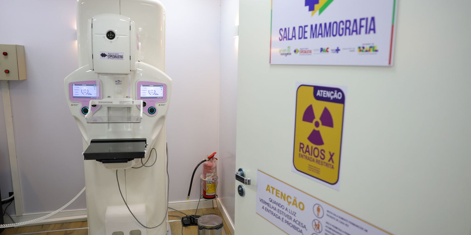 Procedimentos de cirurgia plástica de mama no SUS sobem 54% em dez anos