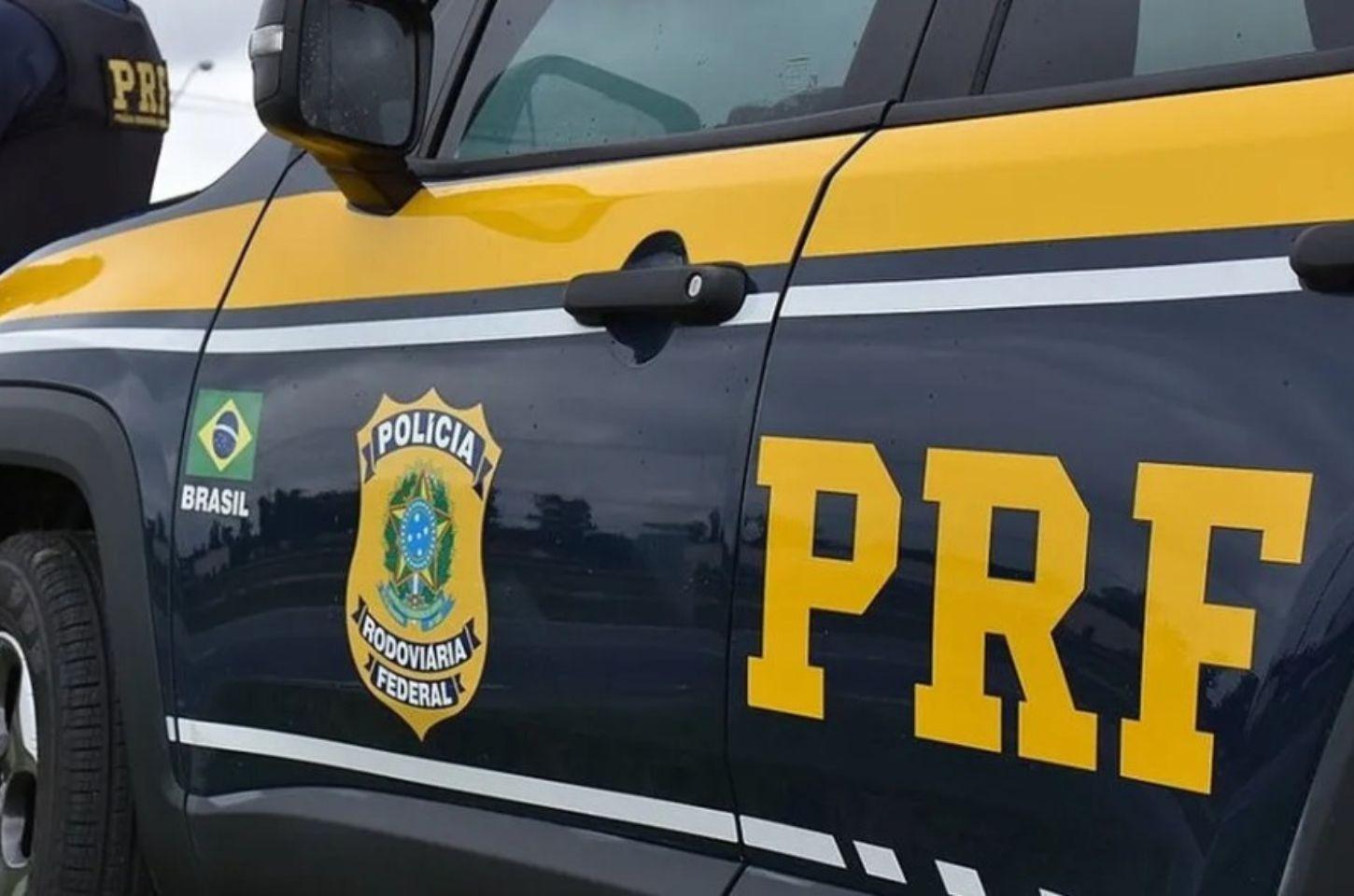 Motociclista morre em colisão frontal com caminhão na BR-116, em Piraquara