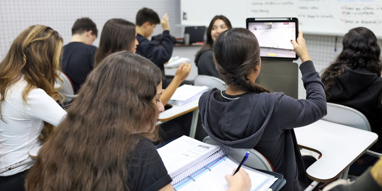 Programa pé-de-meia paga nesta terça novos beneficiários nascidos em março