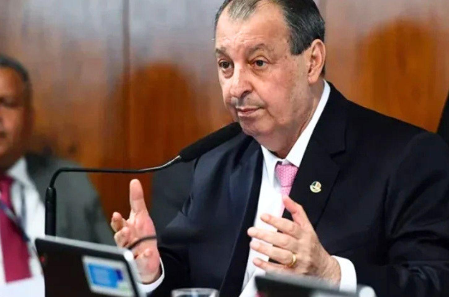 Relator do fim da escala 6x1 mantém texto para acelerar aprovação