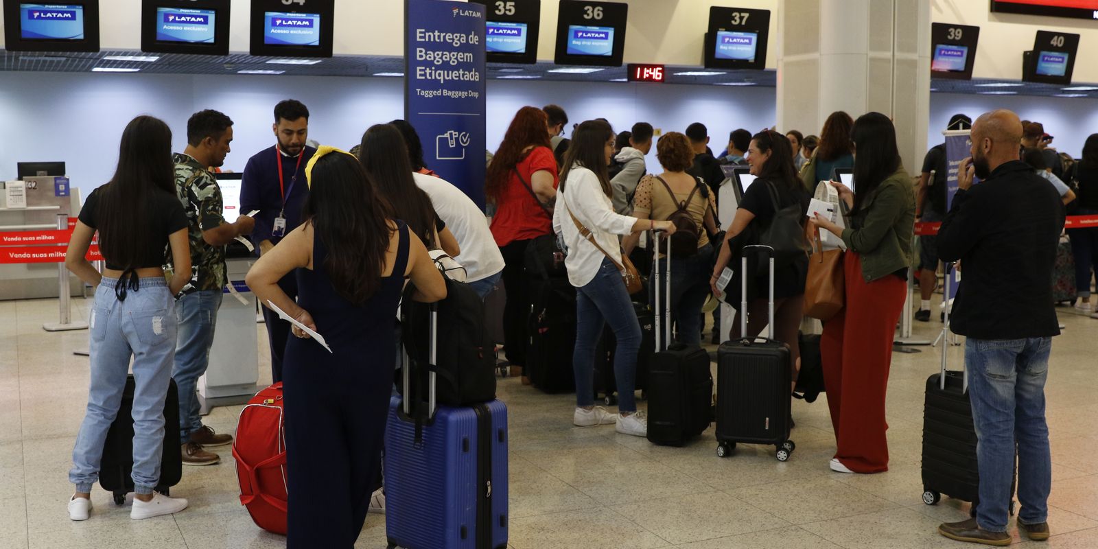 Aeroporto Santos Dumont opera normalmente após 13 voos cancelados nesta sexta