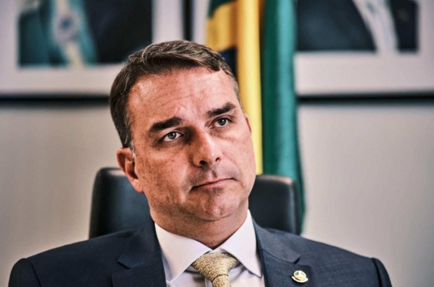 URGENTE: Flávio Bolsonaro tem candidatura presidencial travada após filiação fraudulenta ao Missão