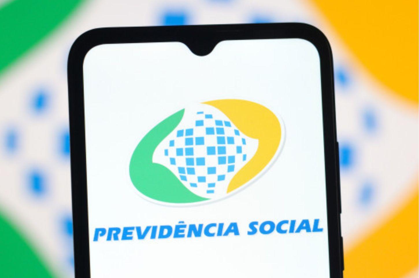 Inss pagará 13º salário para novo grupo de aposentados em 2026: veja quem recebe