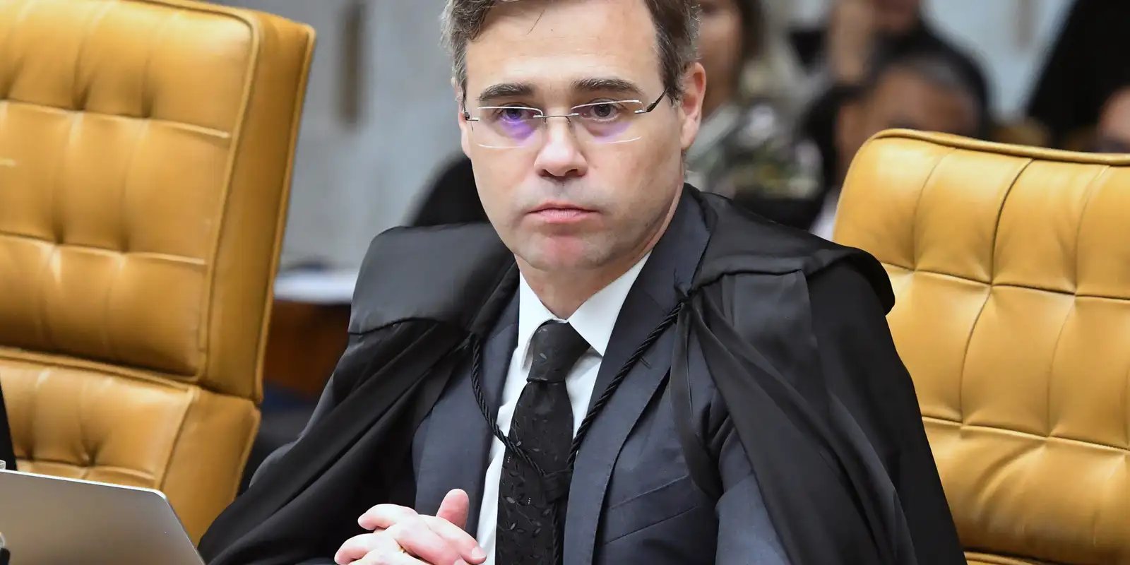 André Mendonça admite reunião única com ex-presidente do Banco Master