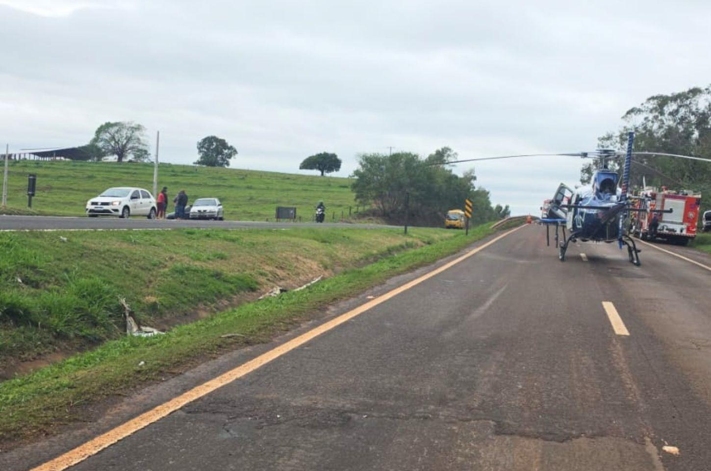 Acidente na BR 376 em Paranavaí deixa dois feridos após colisão entre três veículos