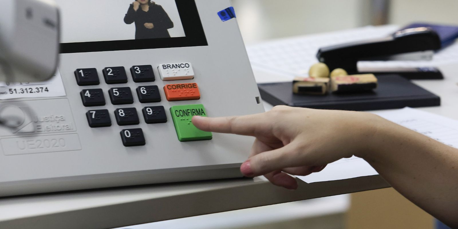 Eleitor que faltou no primeiro turno pode votar no segundo turno