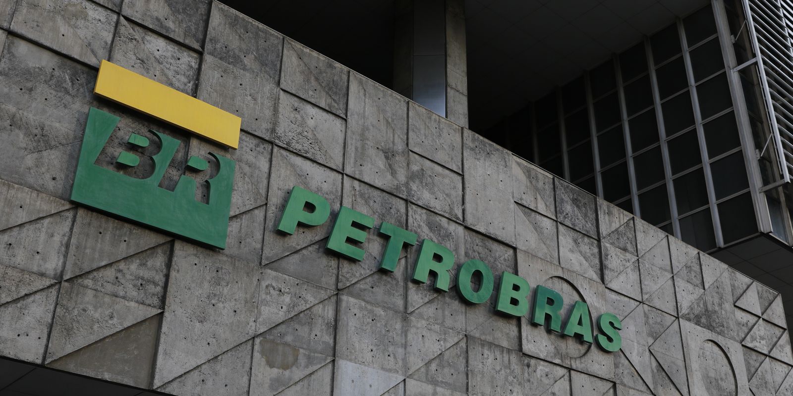Petrobras bate recorde de valor de mercado após descoberta de petróleo no Amapá