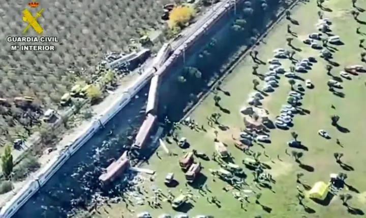 Acidente de trem na Espanha deixa ao menos 64 mortos na província de Toledo