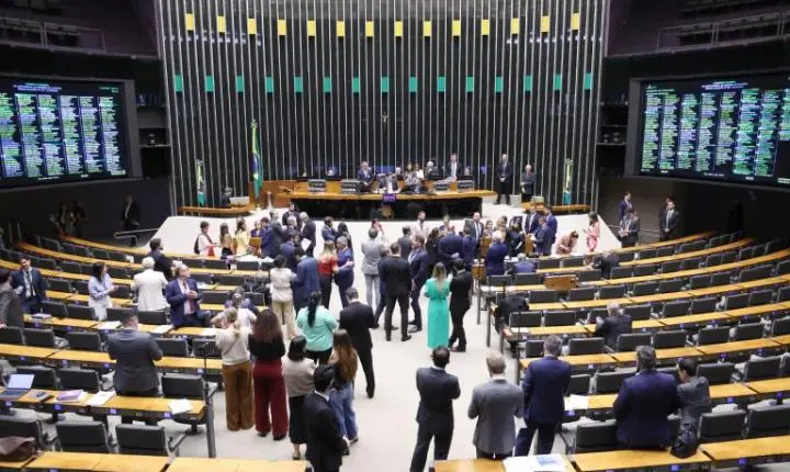 Davi Alcolumbre recusa pedidos para instalação de CPI do Banco Master