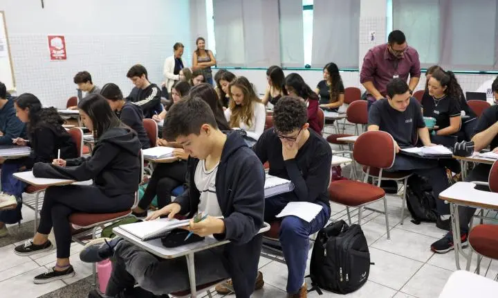 Alunos do Prouni podem solicitar bolsa permanência de R$ 700
