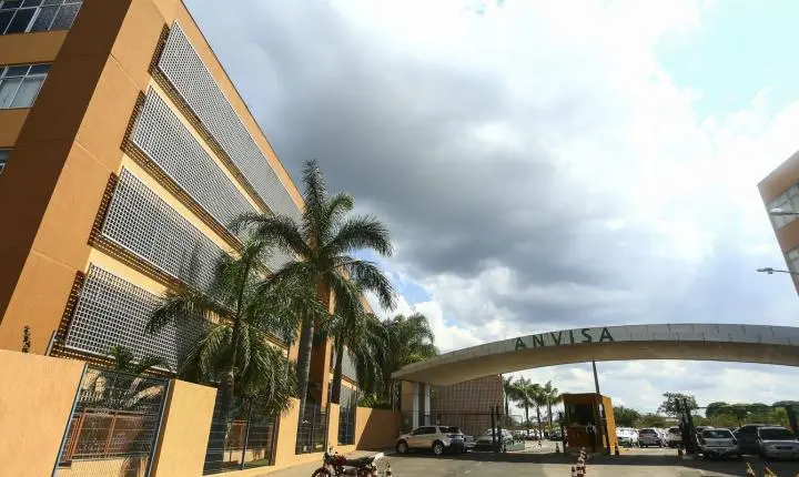Anvisa apreende lotes falsificados de Mounjaro e proíbe venda de produtos sem registro